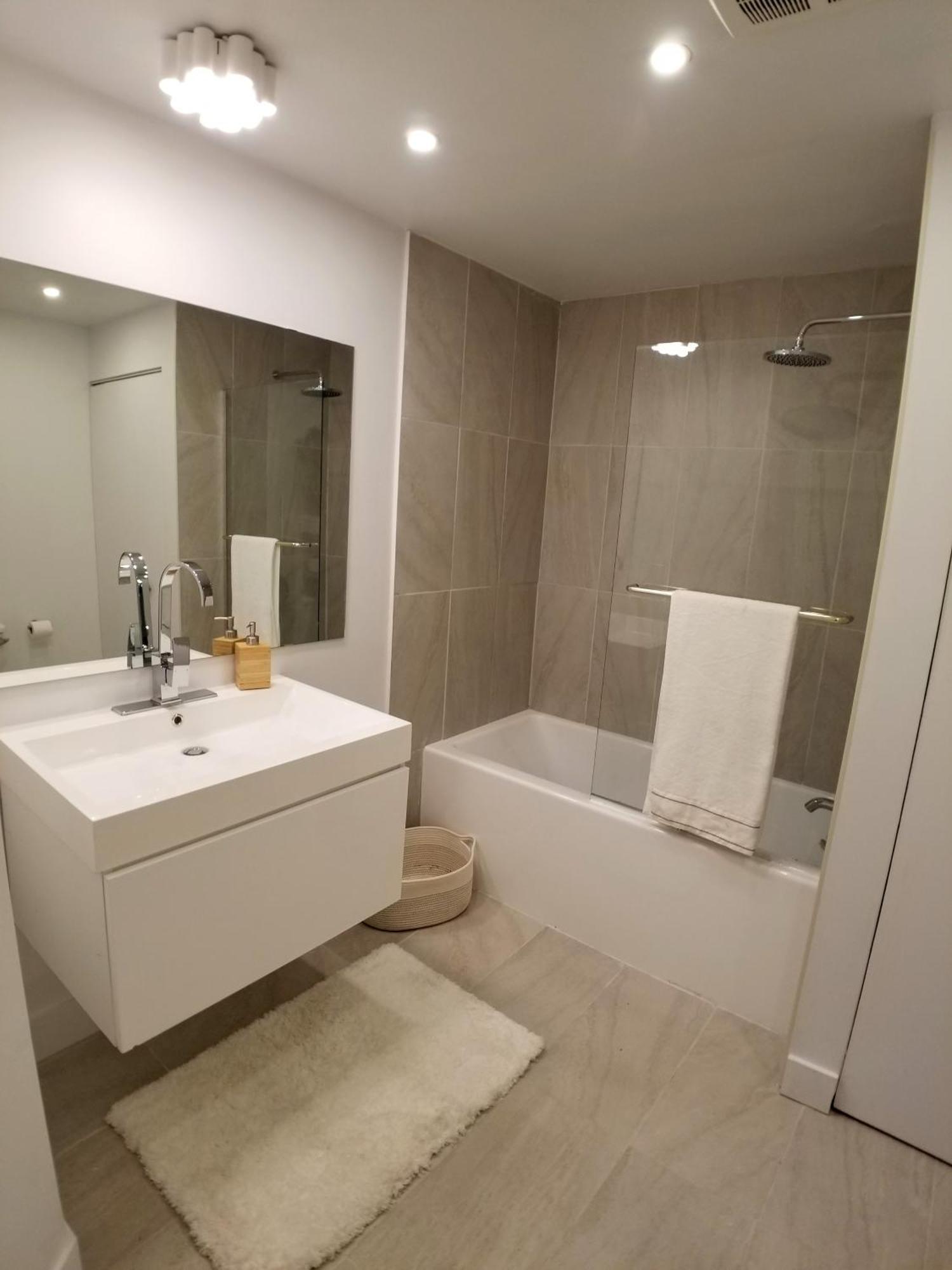 3 Bedroom Near Olympic Stadium Montreal Exterior foto